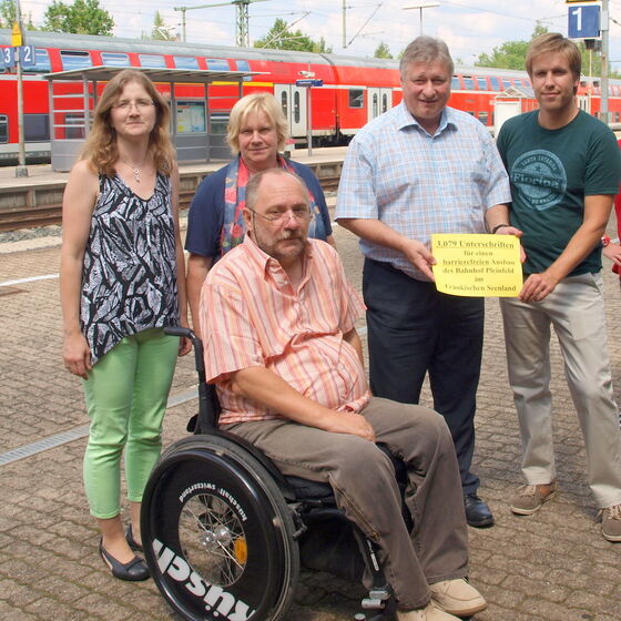 Astrid Weiße, Inge Dorschner, Bernhard Endres, Martin Burkert (MdB) und Felix Michahelles